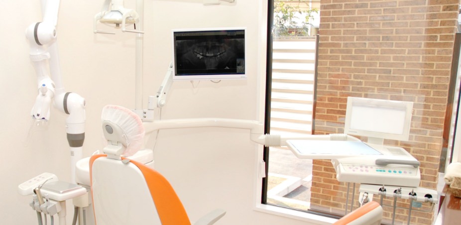 地域のかかりつけ歯科医として幅広い診療に対応